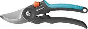 Gardena PremiumCut Flex Gartenschere, Bypass-Schnitt, für frisches Holz, 24 mm S