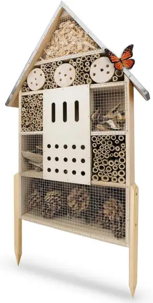 wildlife friend Insektenhotel XXL Stehend - Bienenhotel mit Standfuß 76 cm, Metalldach - Groß Wildbienenhotel - Insektenhaus für Bienen, Marienkäfer & Schmetterlinge | Insektenhotel Bausatz, Holzfarbe
