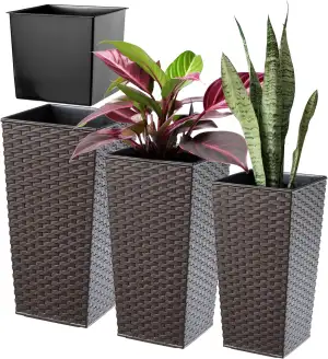 KADAX 3er Set Pflanzkübel mit Innentopf 36/46,5/57,5 cm Höhe, Mokka Rattan – wet