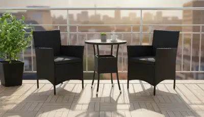 Polyrattan für kleine Balkone: Stilvoll & smart